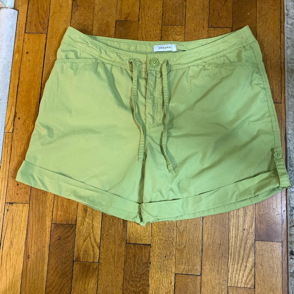 Women’s size 14 merona shorts